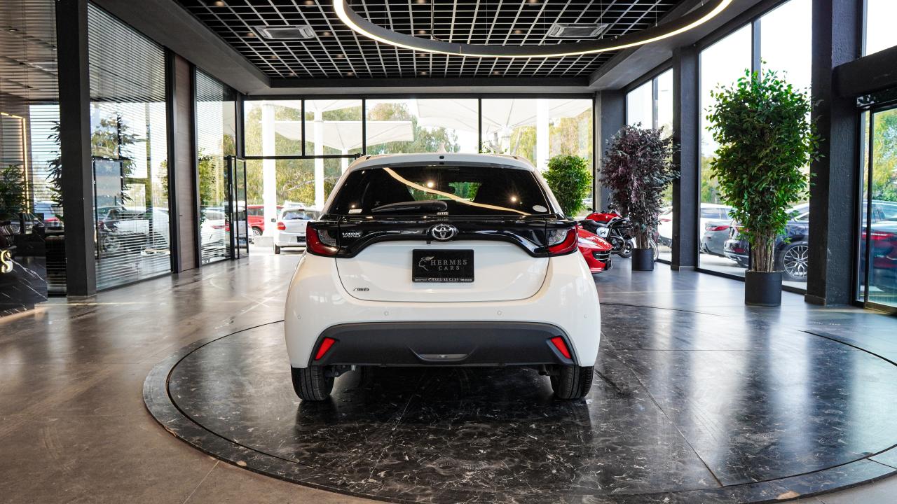 TOYOTA YARİS 2021 MODEL OTOMATİK 