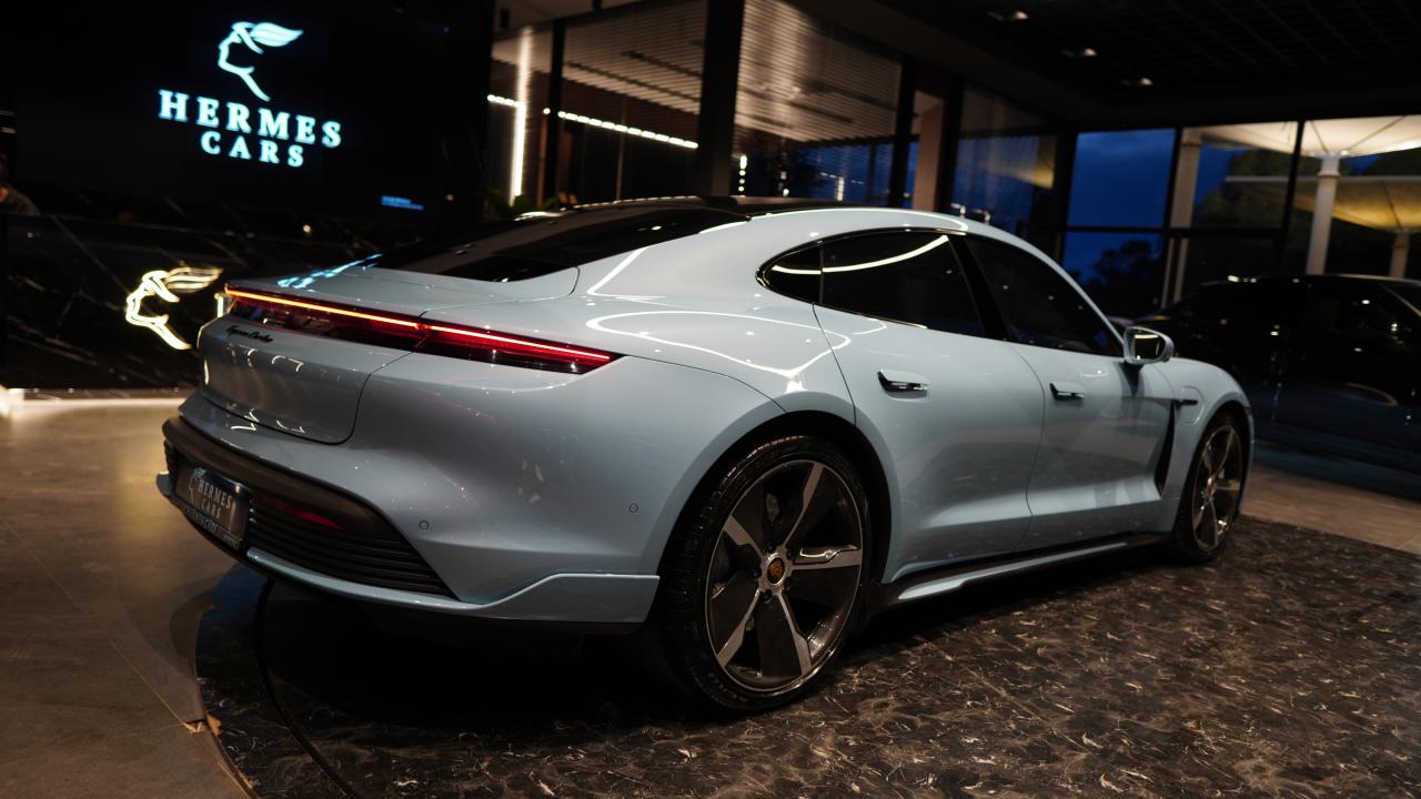 PORSCHE TAYCAN 2021 MODEL OTOMATİK 