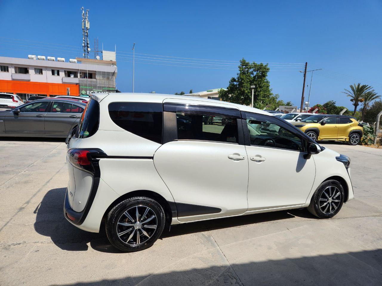 TOYOTA SIENTA 2021 MODEL OTOMATİK 