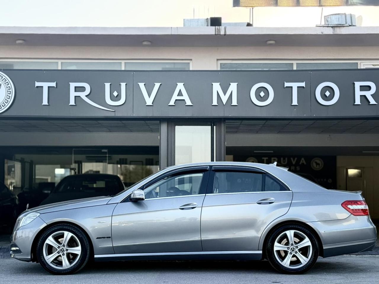 MERCEDES BENZ E SERİSİ 2012 MODEL OTOMATİK 