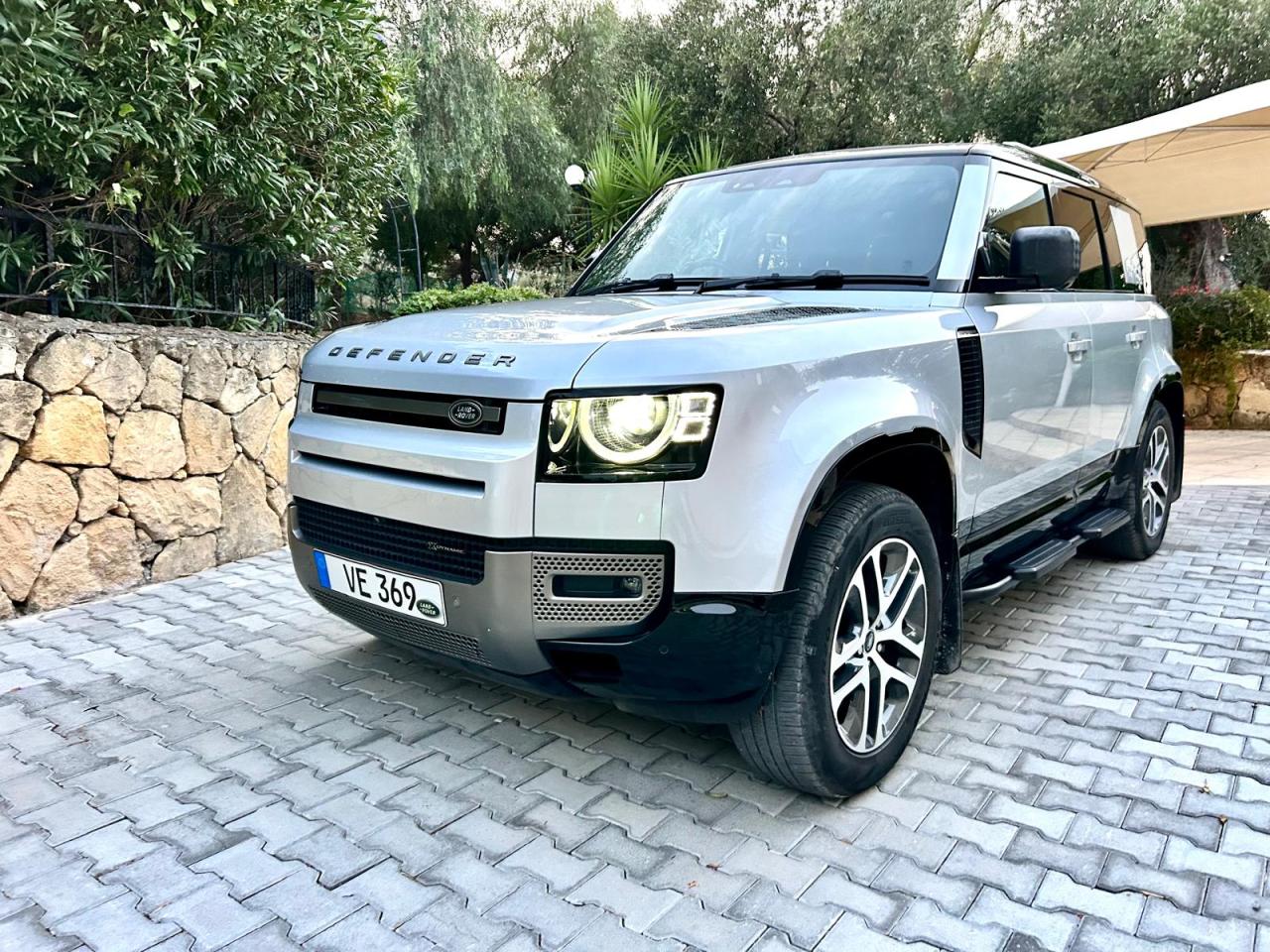 LAND ROVER DEFENDER 2023 MODEL OTOMATİK 