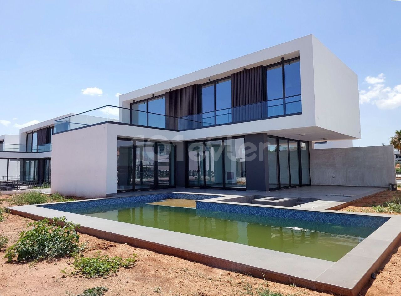 Emerald sitesinde super luks villa